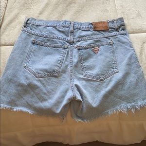 VINTAGE GUESS DENIM SHORTS
